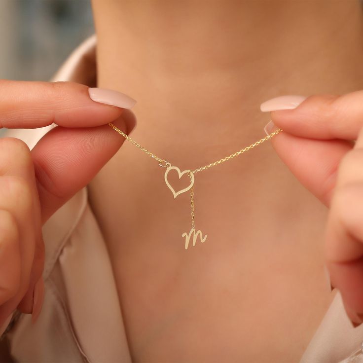 Elegant Heart Nameplate Necklace – Personalized Women’s Jewelry