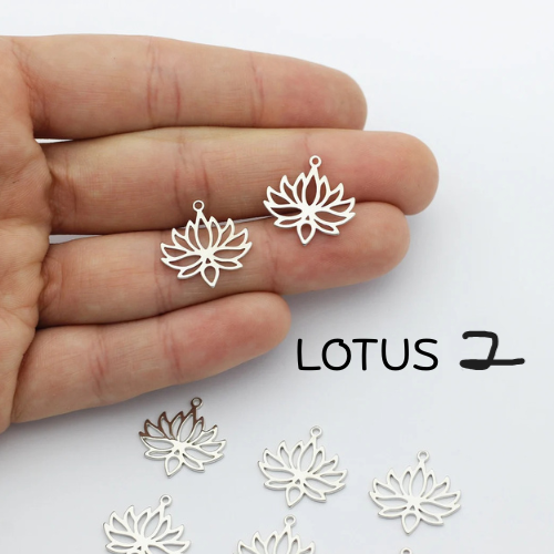 FLOWER CUSTOMIZED PENDANT