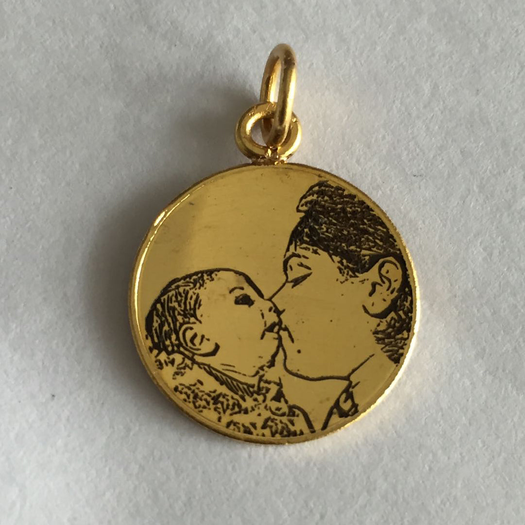 PHOTO ENGRAVED PENDANT
