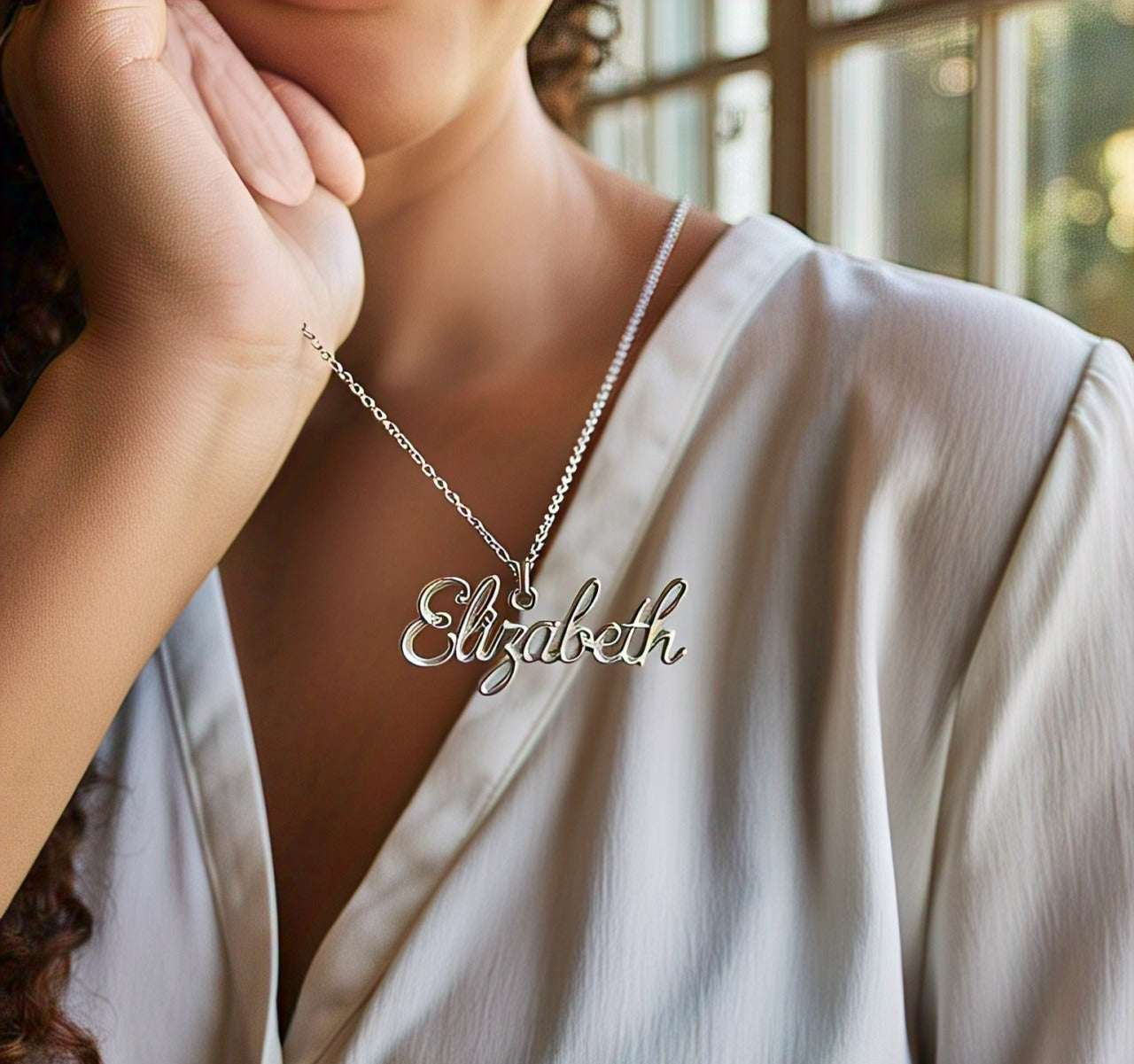 Luxury pendant with name on chain, modern jewelry design
