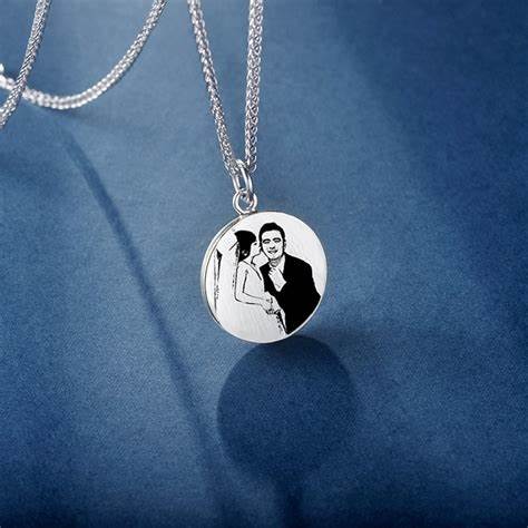 Photo Engraved Pendant – Personalized Custom Metal Necklace