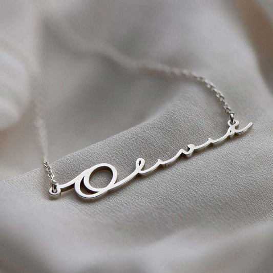 Luxury handcrafted jewelry brands with personalized designs