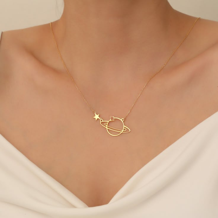 Personalized Planet Necklace with Saturn Pendant – Cosmic Galaxy Jewelry