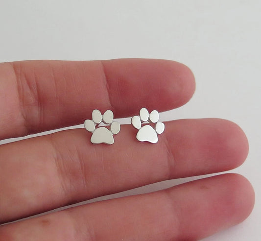 PAW STUDS EARRINGS