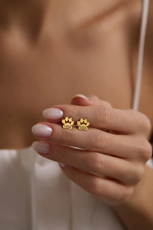 PAW NAME PRINT STUDS EARRINGS
