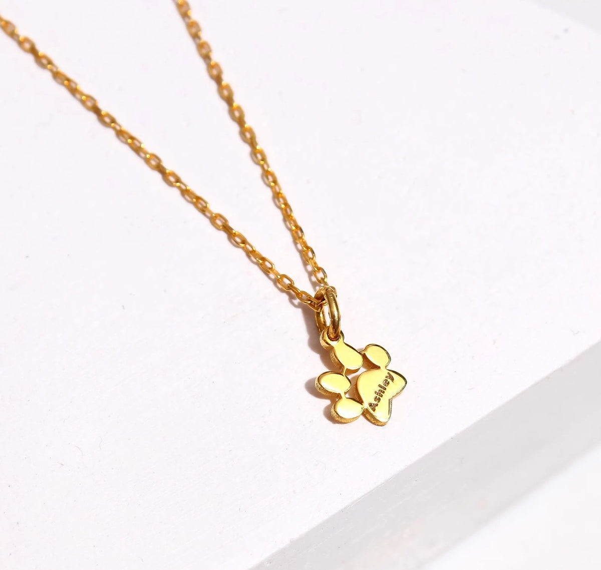 Paw Name Pendant – Personalized Pet Jewelry with Custom Engraving